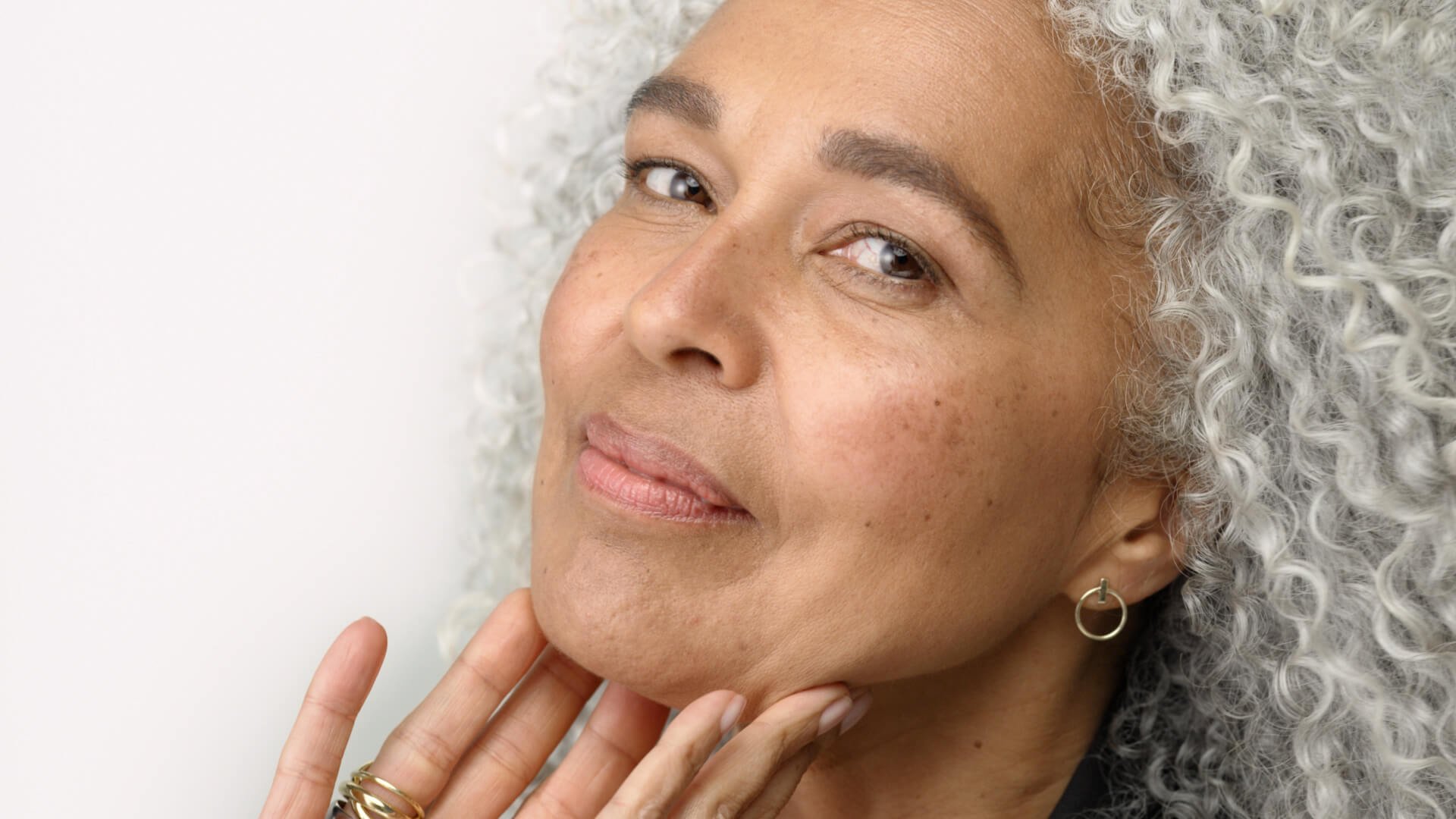 cách-bảo-vệ-làn-da-của-bạn-khỏi-ô-nhiễm-không-khí