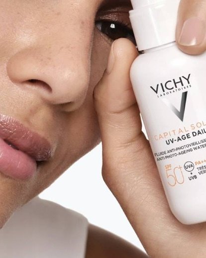 gel-chống-nắng-ngừa-thâm-UV-Age-Daily-banner