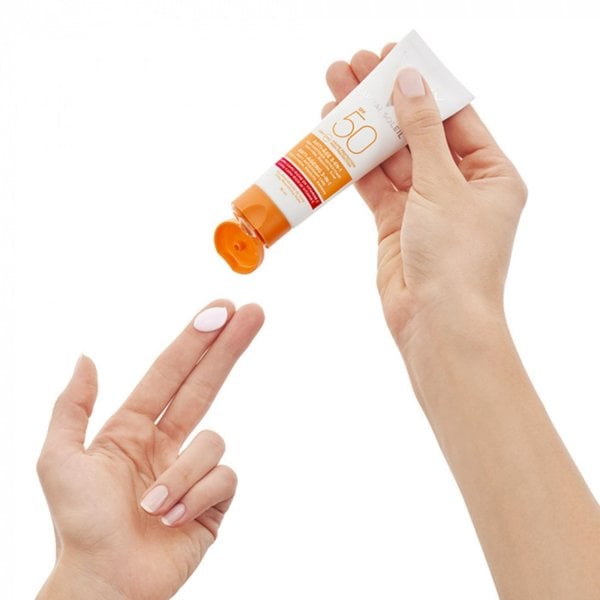 Kem chống nắng cải thiện các dấu hiệu lão hóa Vichy CAPITAL SOLEIL - 3-IN-1 ANTI-AGING