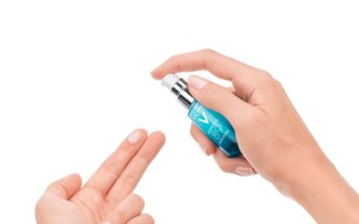 cách-sử-dụng-dưỡng-chất-dưỡng-da vùng mắt-Vichy-Mineral-89-Eyes