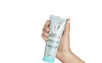 how-to-hydrating-cleansing-foraming-cream